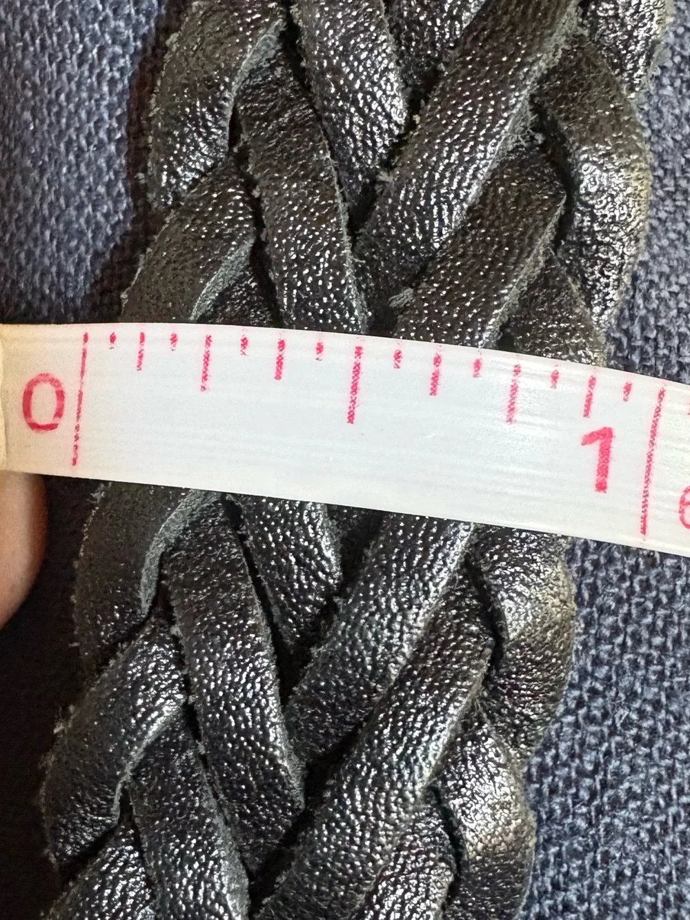 M-L Black Leather Woven Argentina Leather Belt EUC 41”